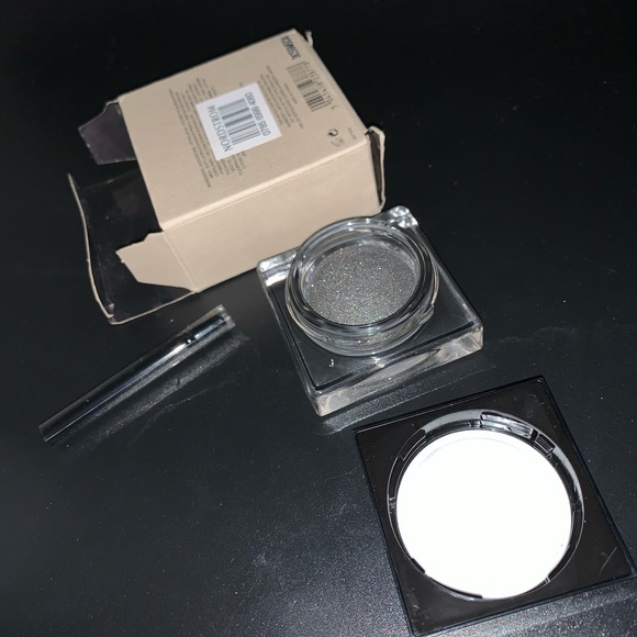 Burberry Eye Colour Cream Charcoal - Picture 5 of 5